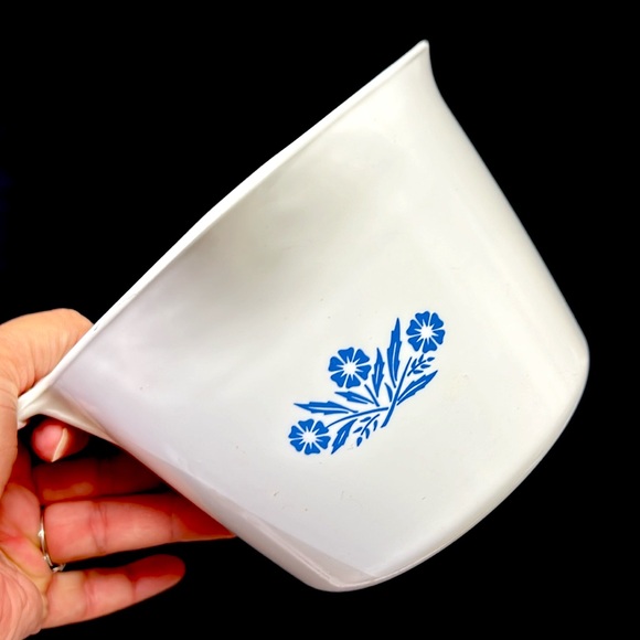 Vintage blue cornflower CORNING-WARE 4 cup 32 oz “Sauce-maker” - Picture 2 of 7